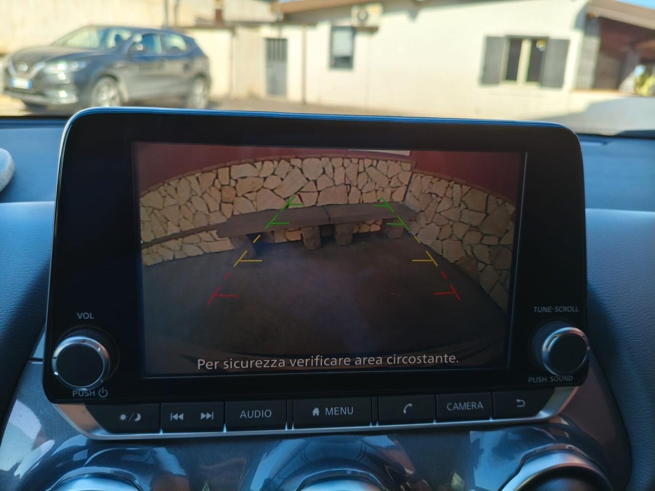 Nissan Juke 1.0 DIG-T 114 CV DCT N-Connecta