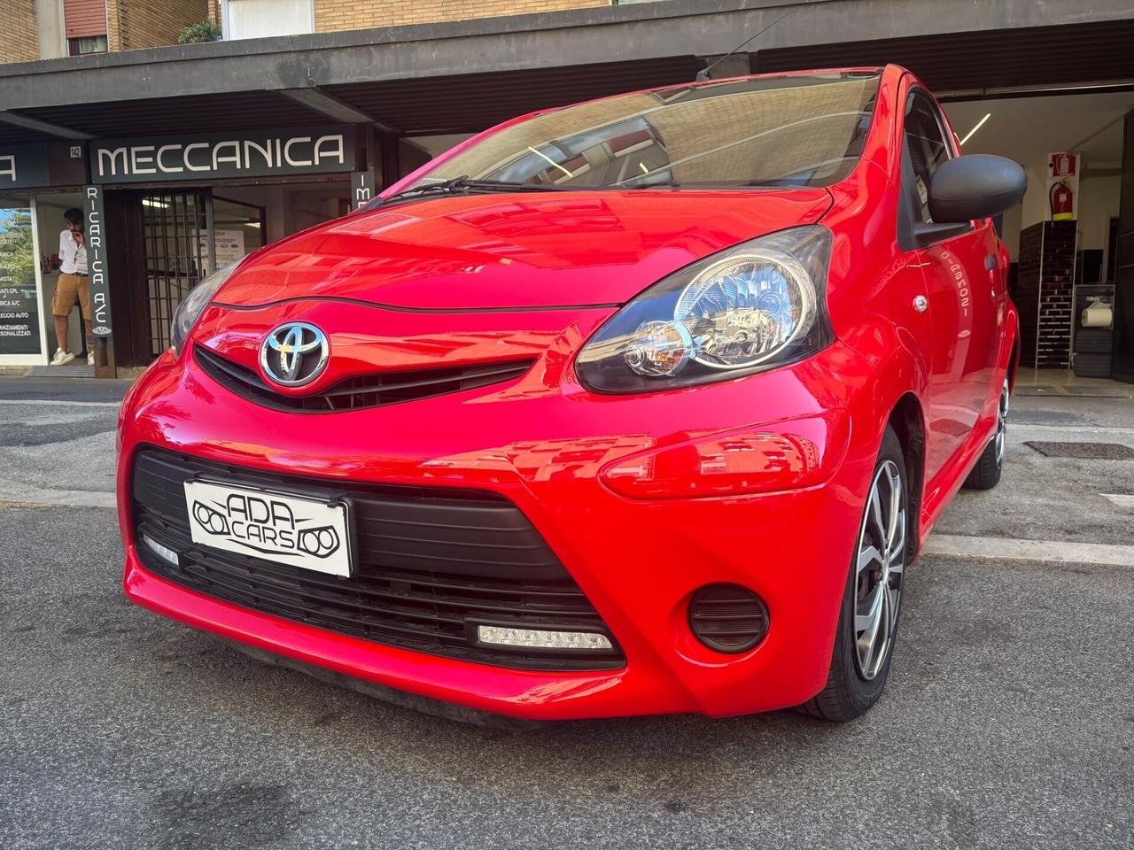 Toyota Aygo 1.0 - PASSAGGIO DI PROPRIETà INCLUSO