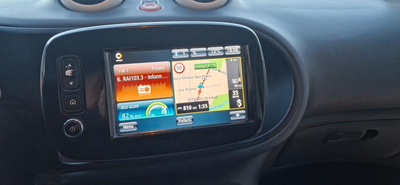 Smart ForTwo 70 1.0 twinamic 68.565 km NAVI