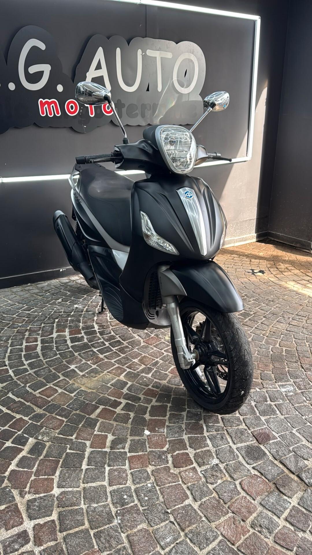 Piaggio Beverly 350 Base DK 57929