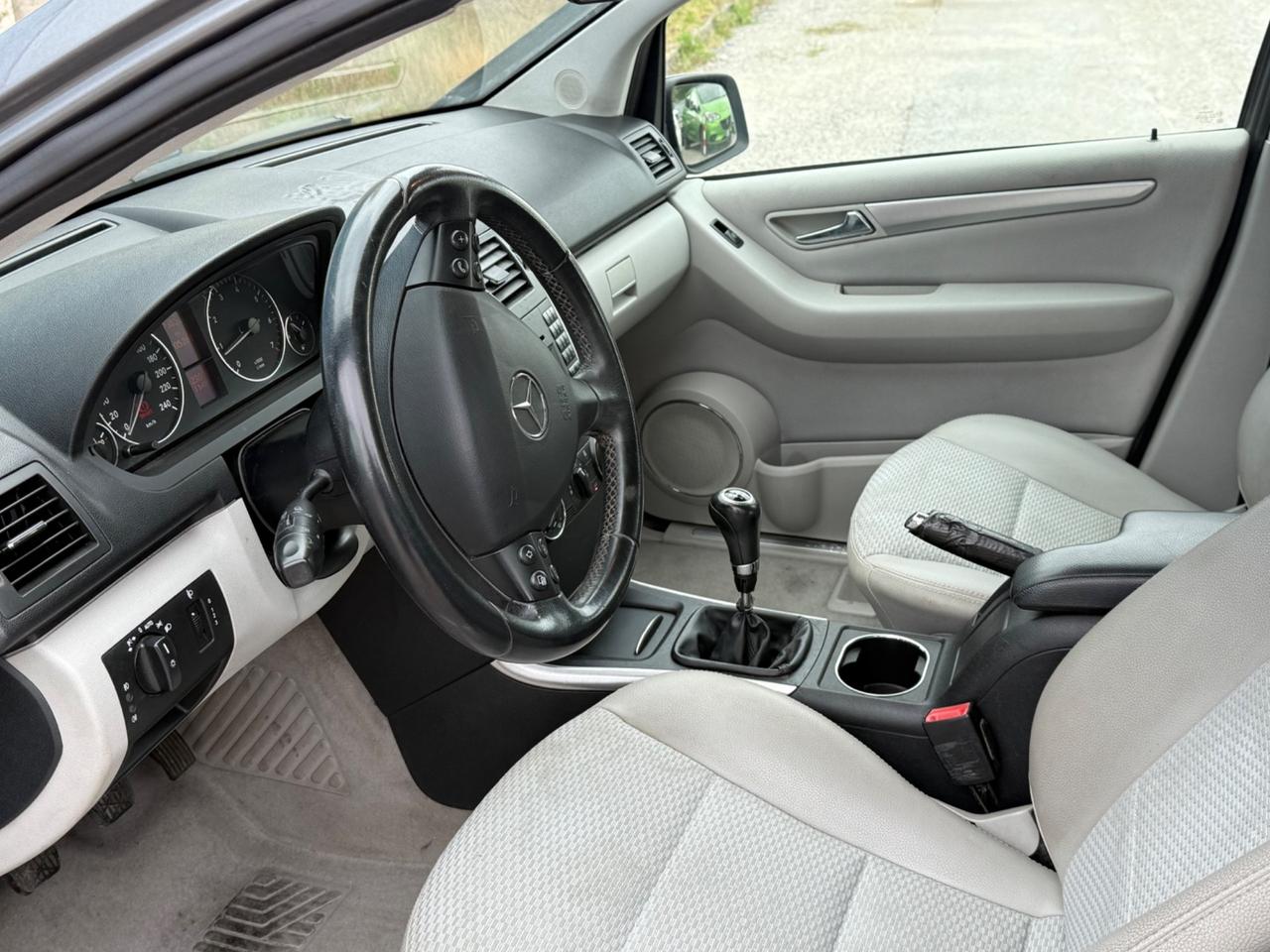 Mercedes-benz A 150 A 150 BlueEFFICIENCY Coupé Elegance