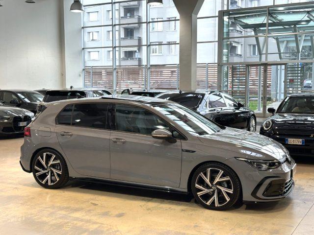 VOLKSWAGEN Golf 1.5 eTSI 150 CV EVO ACT DSG R-Line-18"-Tetto-IQ