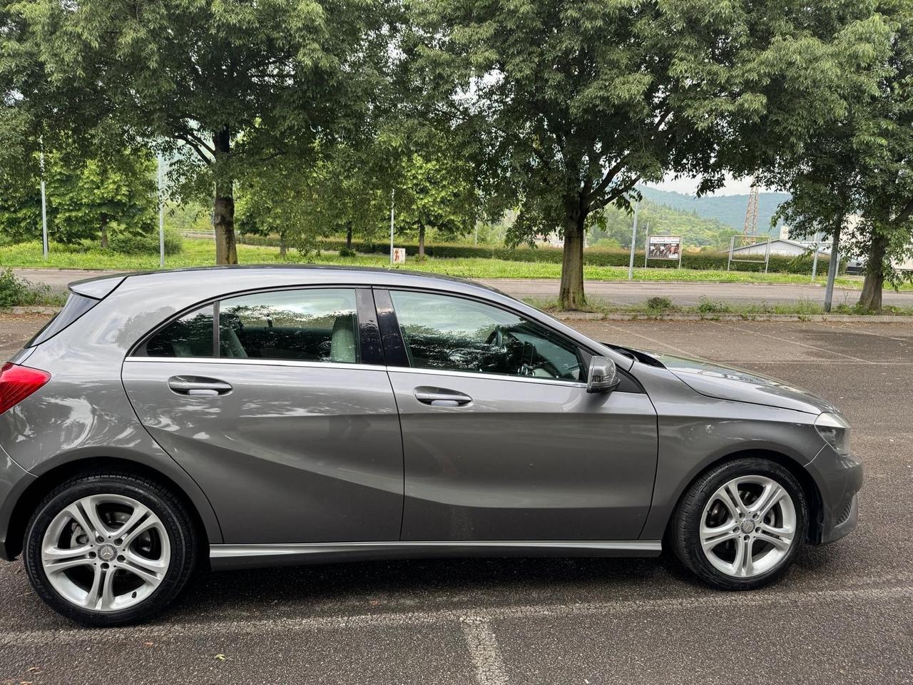 Mercedes-benz A 180 CDI BlueEFFICIENCY Automatic Sport