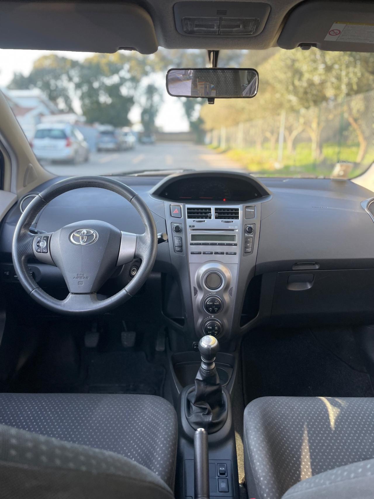 Toyota Yaris 1.3 5 porte M-MT Sol