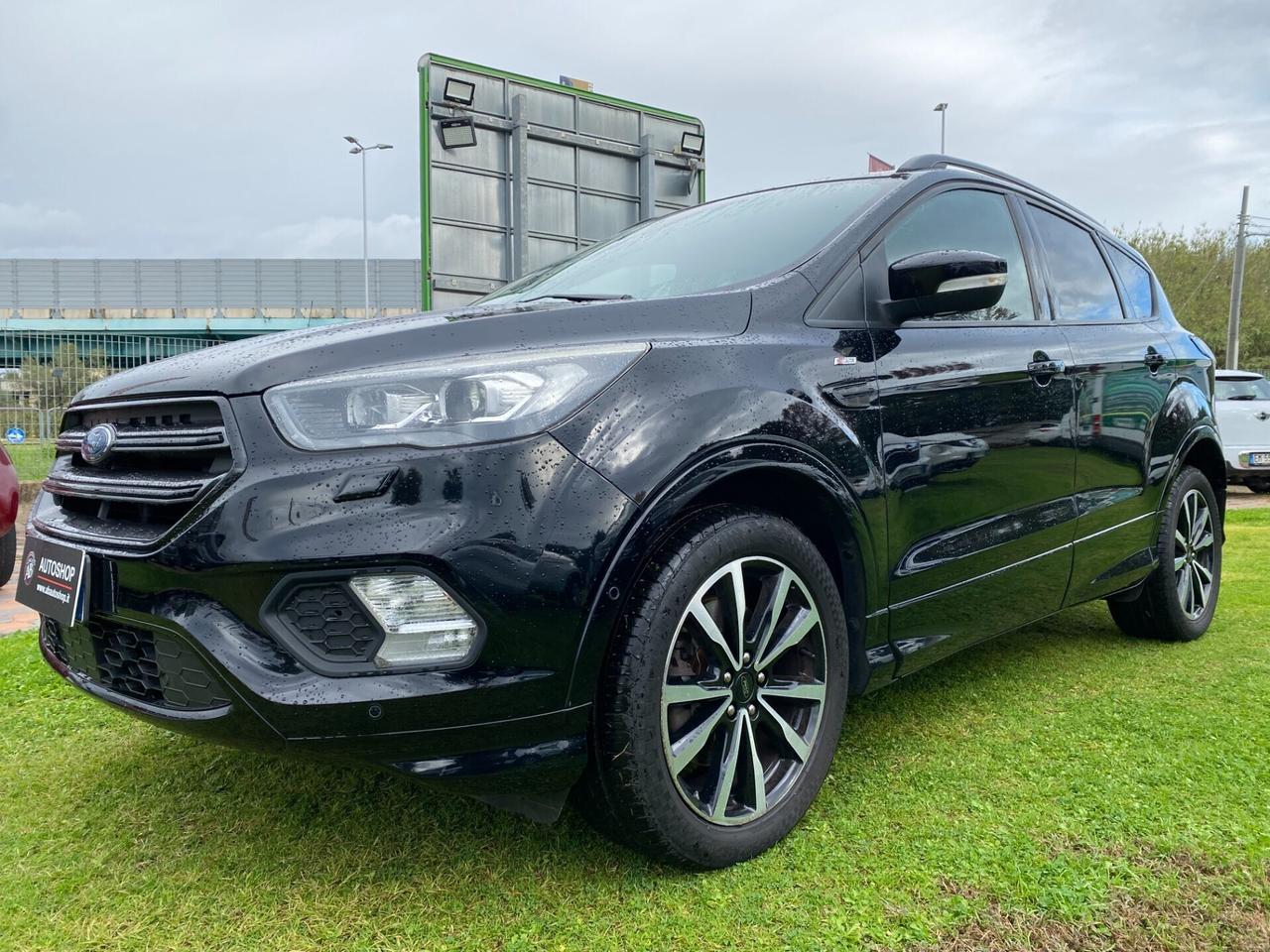 FORD - Kuga - 1.5 TDCI 120 CV 2WD ST-Line - NEOPATENTATI - FINANZIABILE - PERMUTE