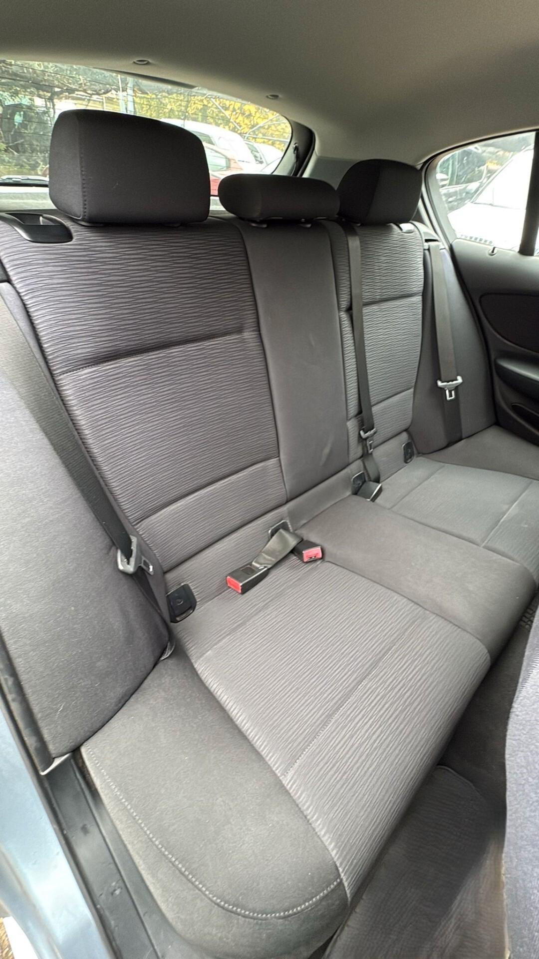 Bmw 118d 5 porte Futura