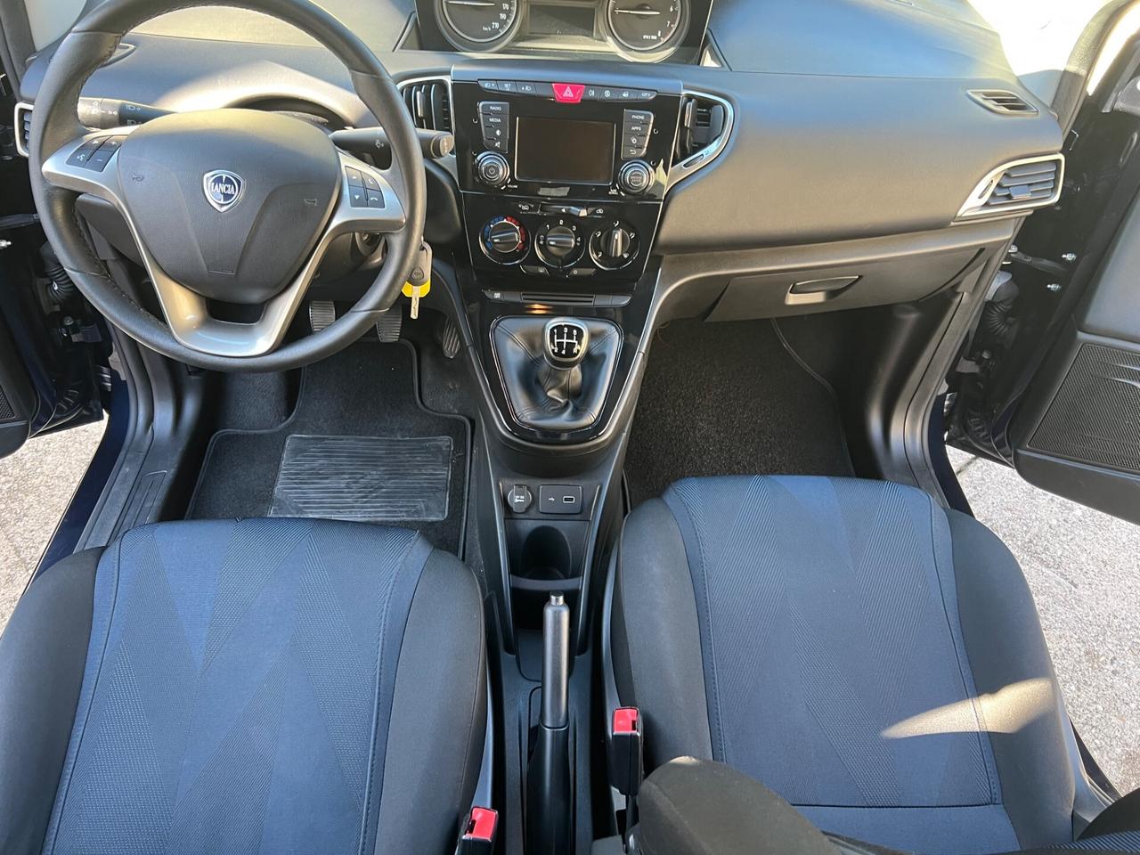 Lancia Ypsilon 1.2 69 CV 5 porte Platinum 51.000 km