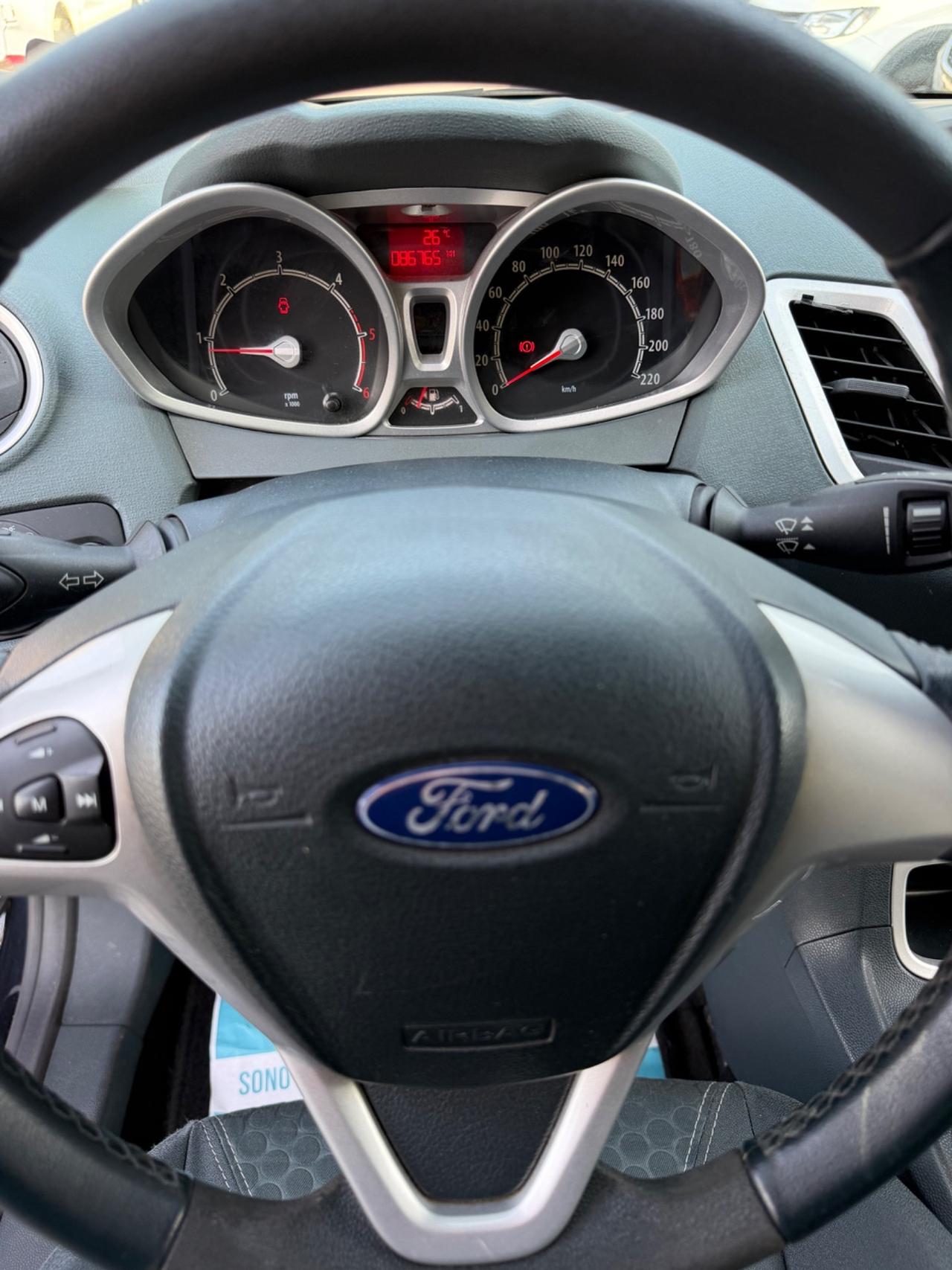 Ford Fiesta 1.4 TDCi 68CV