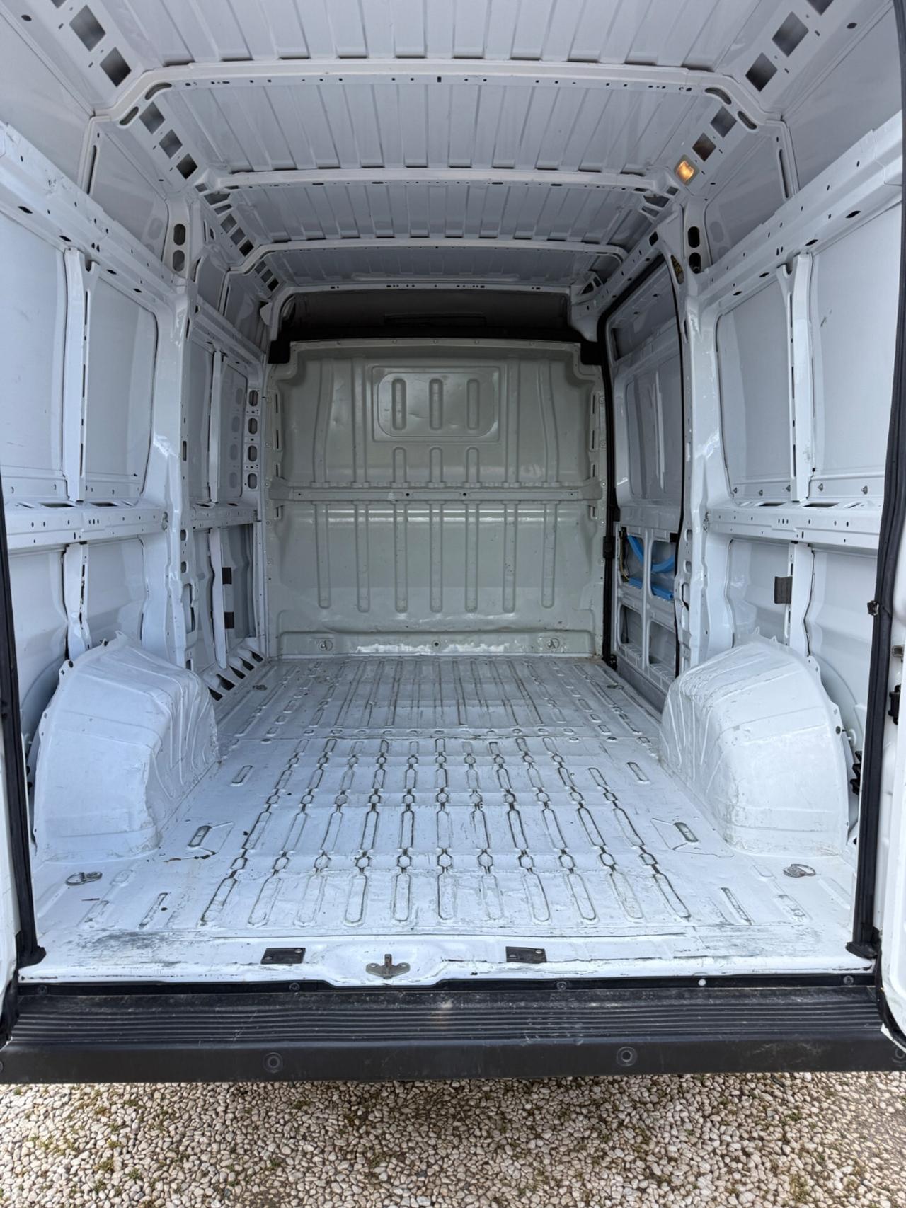 Citroen Jumper 28 BlueHDi 120 S&S PC-TN Furgone