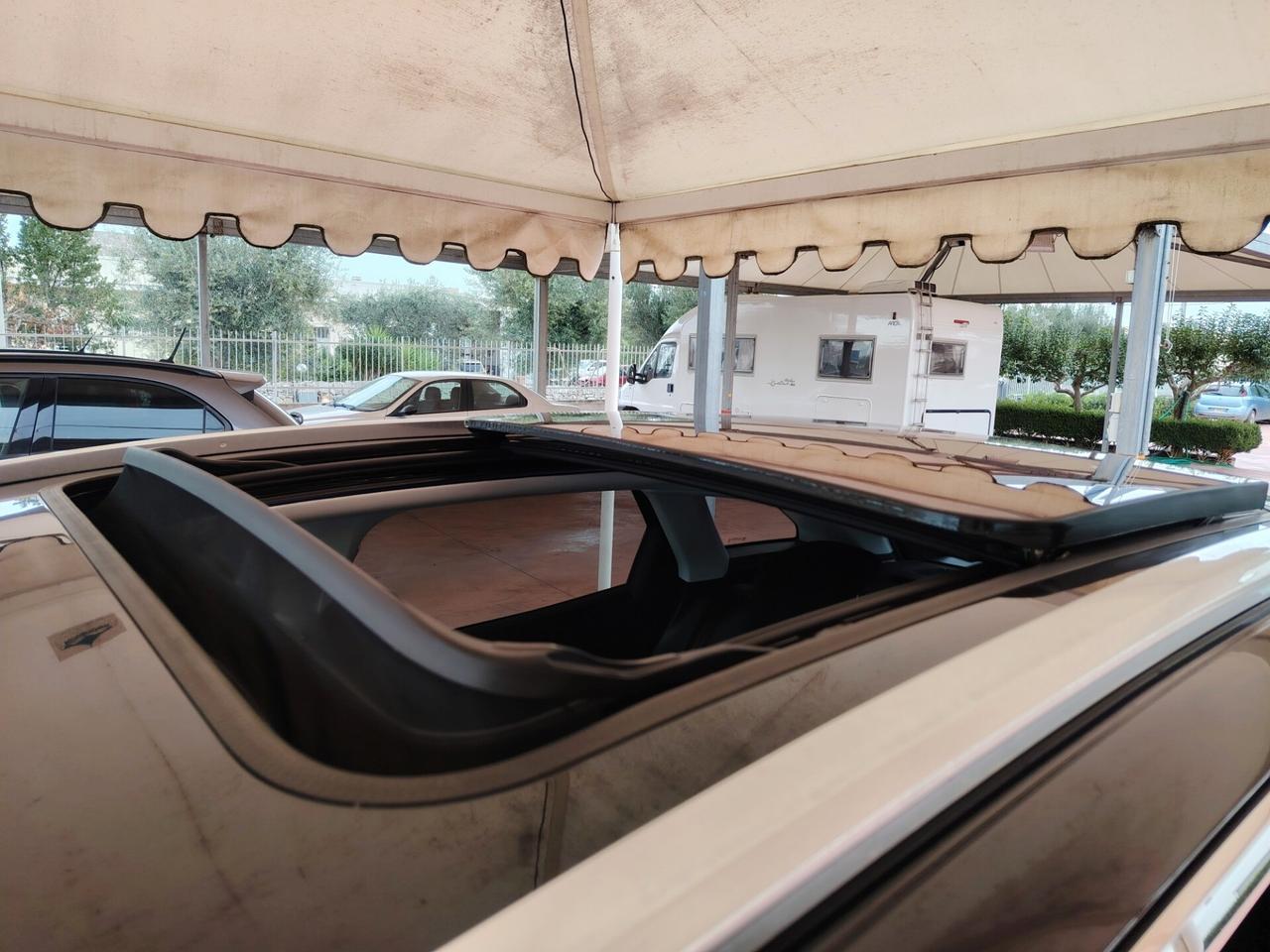 Peugeot 3008 BlueHDi 130 Business sport full opt tetto