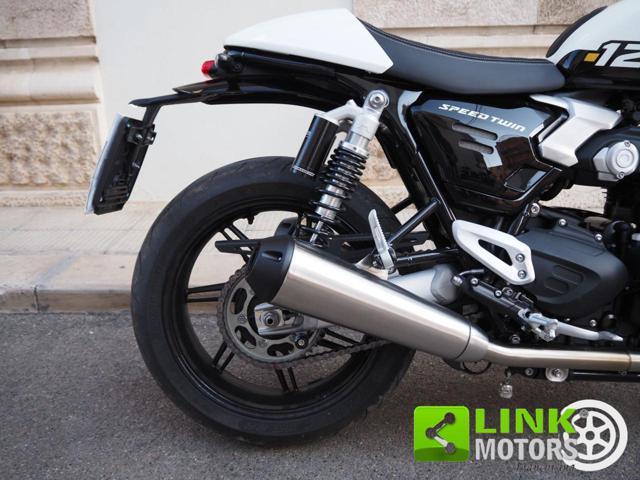 TRIUMPH Speed Twin 1200