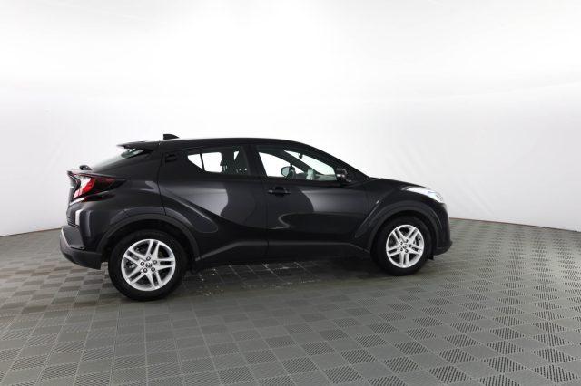 TOYOTA C-HR C-HR 1.8 Hybrid E-CVT Business