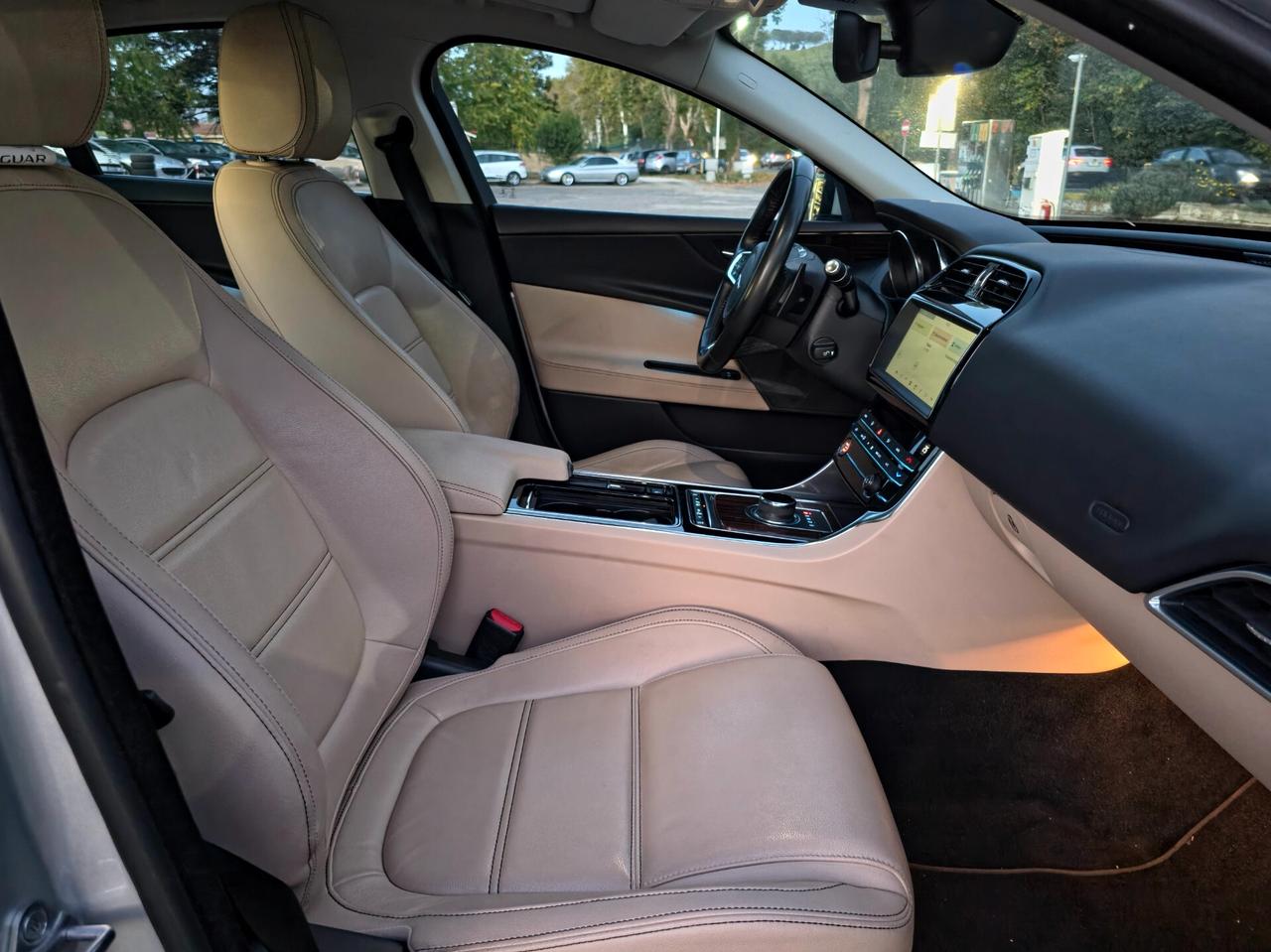 Jaguar XE 2.0 D 180 CV aut. Landmark Edition 2019-E6 Automatico