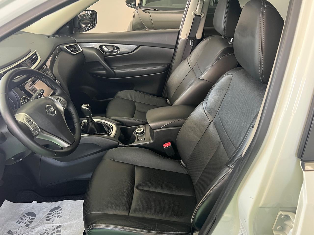 Nissan X-Trail 1.6 dCi 4WD Tekna