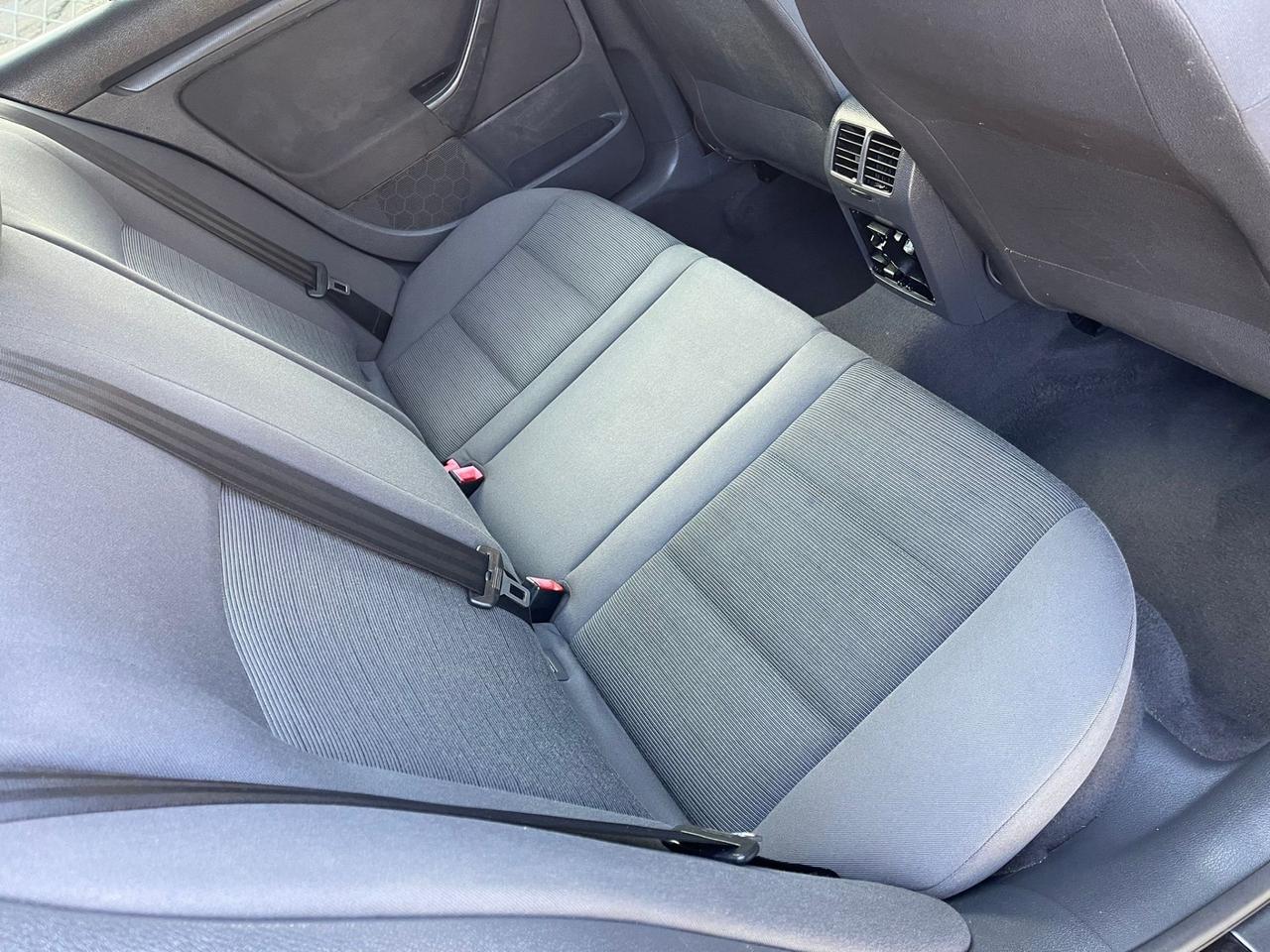 Volkswagen Golf 1.9 TDI/101 CV cat Var. Comfortline