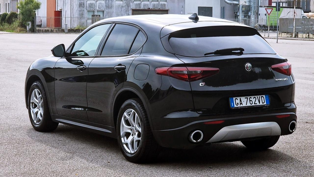 Alfa Romeo STELVIO 2.2 Turbo Diesel 190CV AT8 Q4