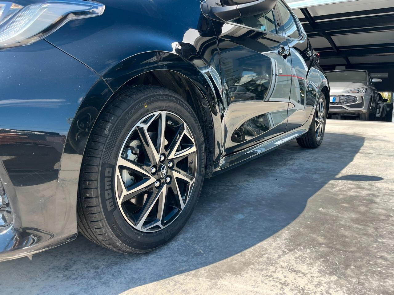 Toyota Yaris 1.5 Hybrid 5 porte Trend