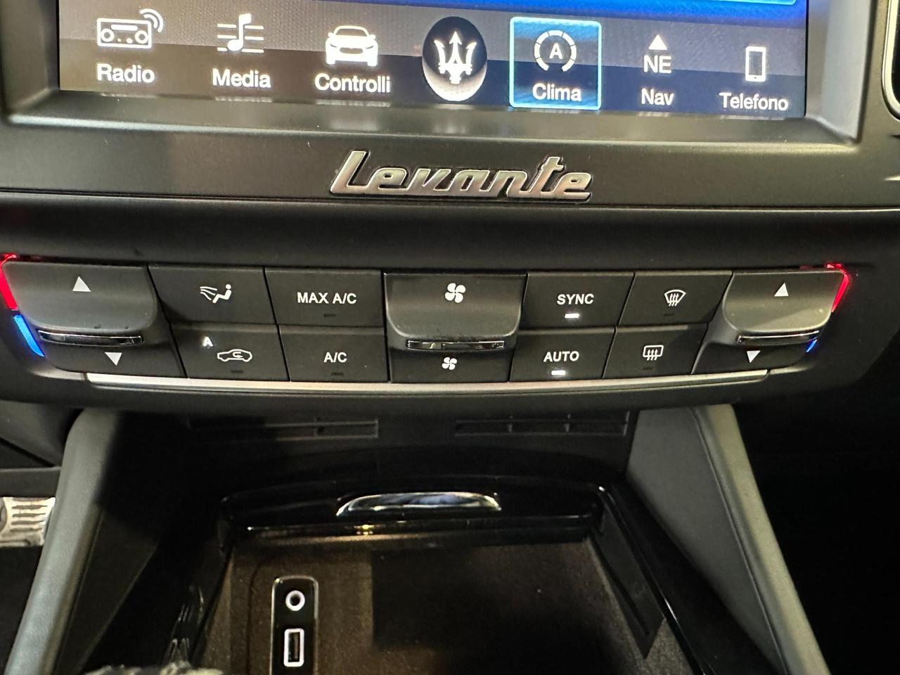 Maserati Levante 3.0 V6 Gransport 250cv - Tetto - Carplay - IVA