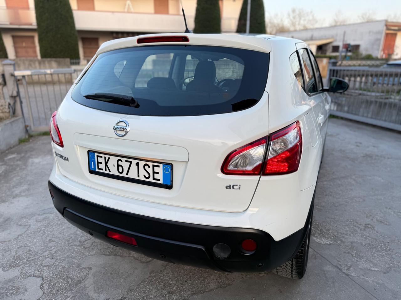 Nissan Qashqai 2.0 dCi 4WD AUTOMATICA 4x4 2012