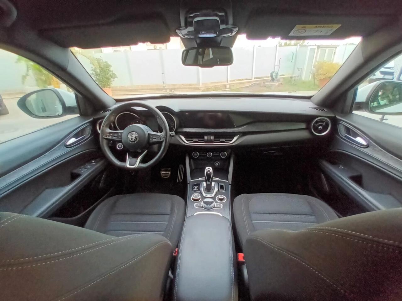 Alfa Romeo Stelvio 2.2 Turbo Q4 Diesel AT8 Business 190 CV