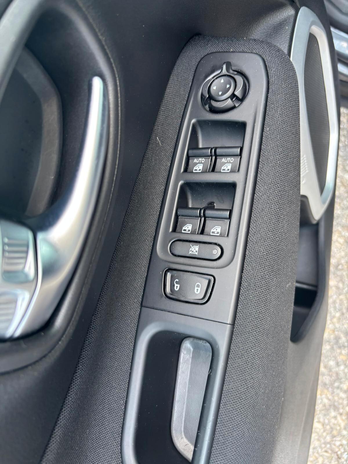 Jeep Renegade 1.6 Mjt 130 CV Business