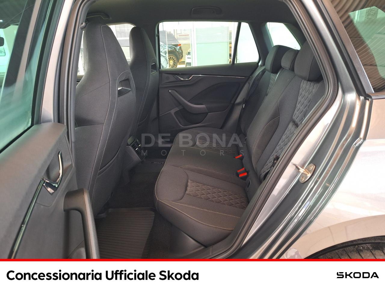 Skoda Kamiq 1.0 tsi black dots 110cv dsg