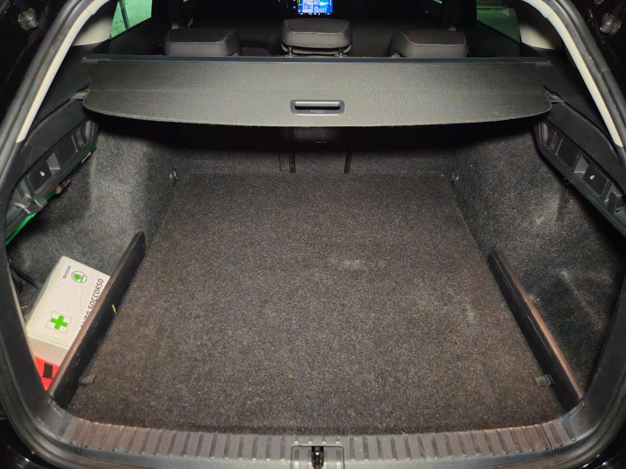 Skoda Octavia Wagon 1.5 g-tec Sportline 130cv dsg