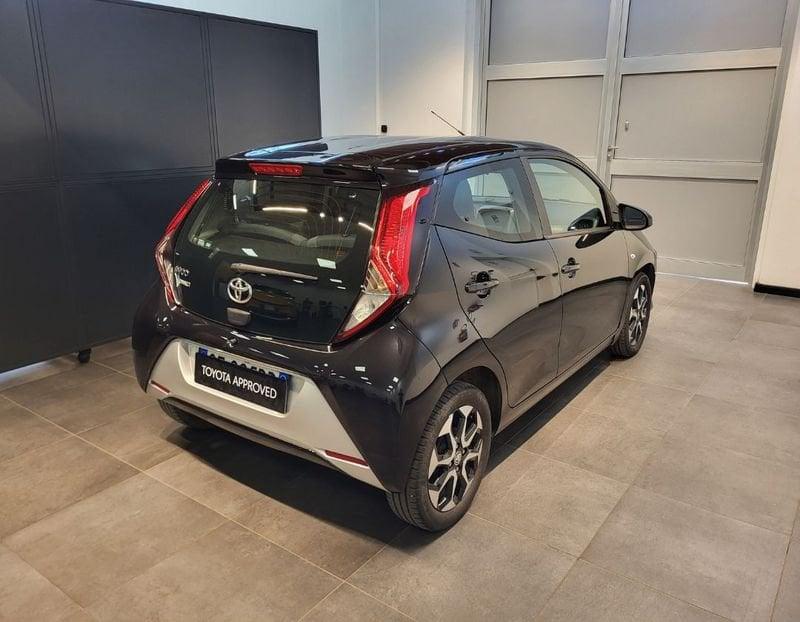 Toyota Aygo Aygo Connect 1.0 VVT-i 72 CV 5 porte x-fun