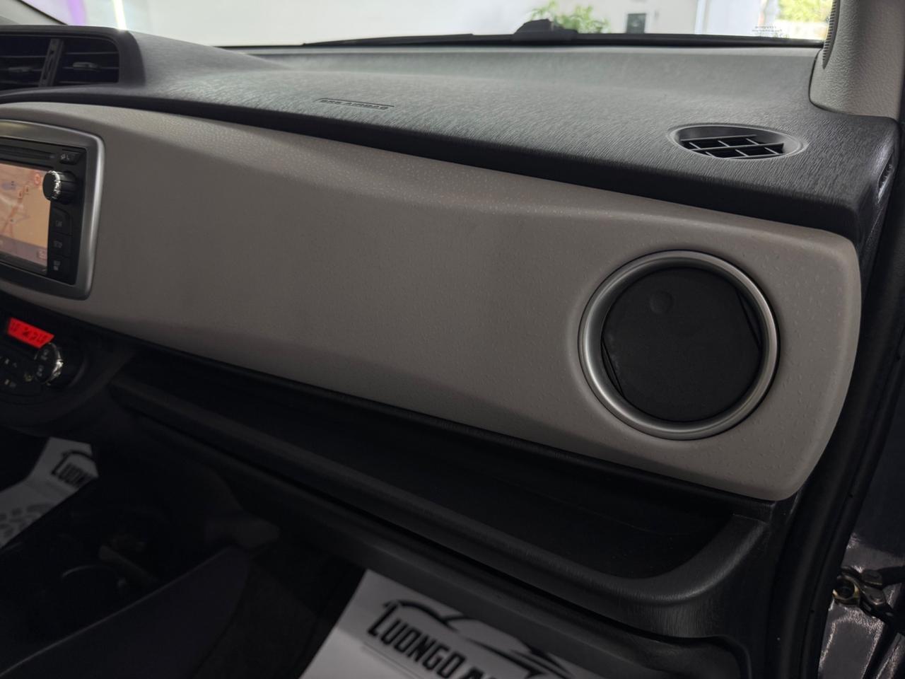 Toyota Yaris 1.0 Lounge Full Opt