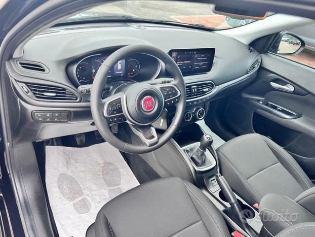 FIAT Tipo 1.0 5 porte Cross