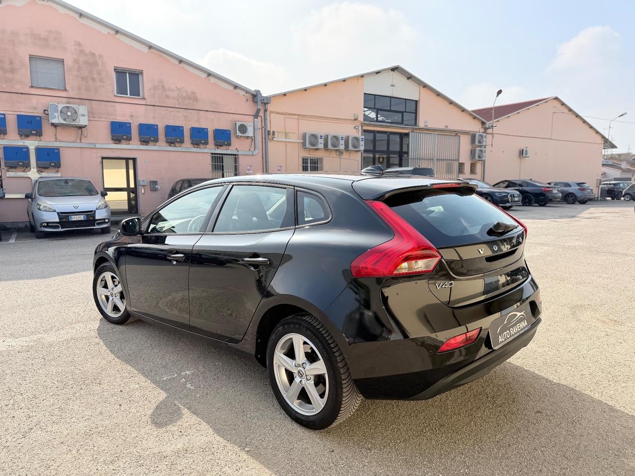 Volvo V40 D2 R-design euro6 2.0d 120cv