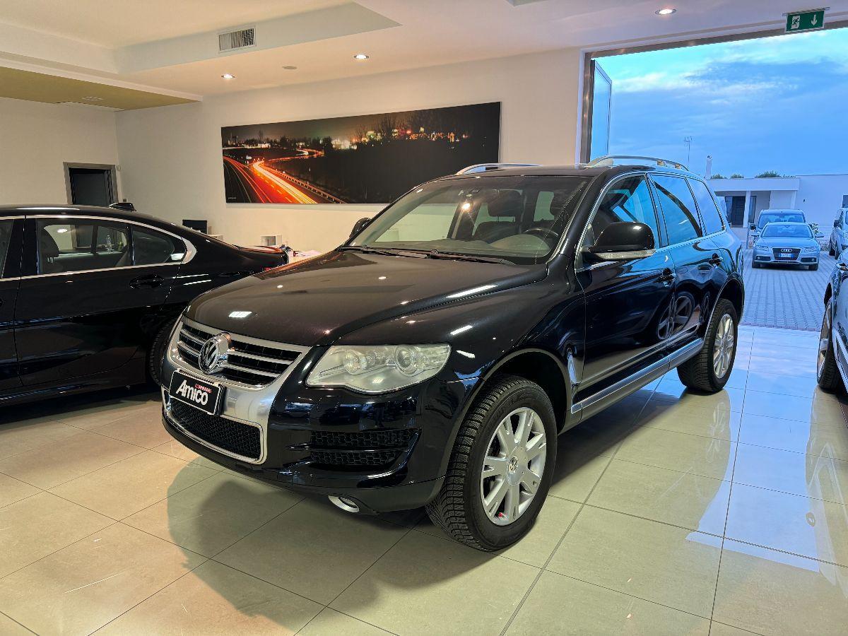 VOLKSWAGEN - Touareg - 2.5 TDI tiptronic Executive