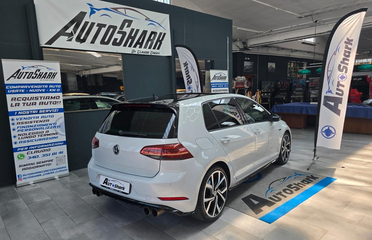 VOLKSWAGEN GOLF R-Line 2.0 TDI DSG 150CV 5p. SPORT