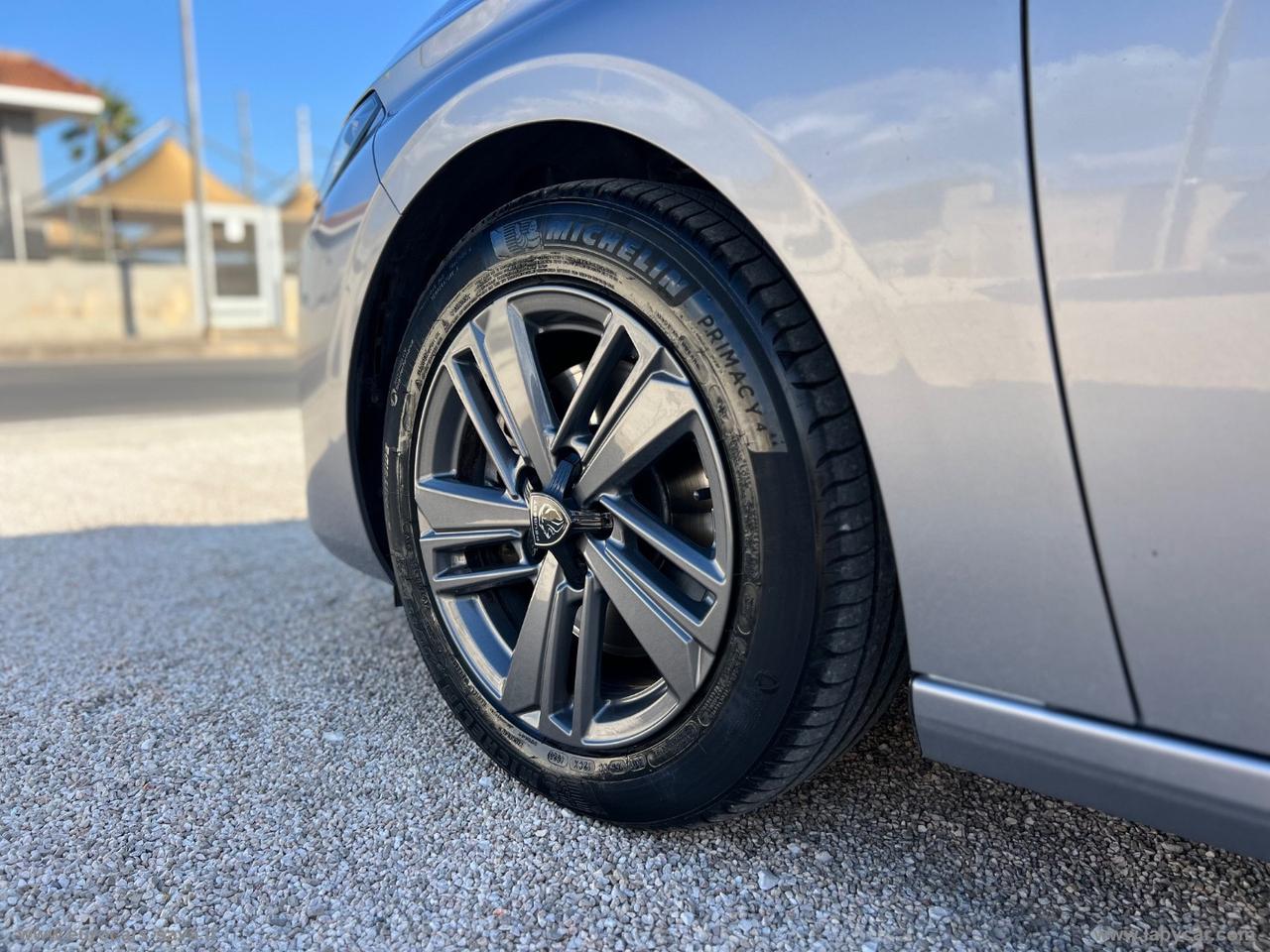 PEUGEOT 308 BlueHDi 130 S&S Active Pack