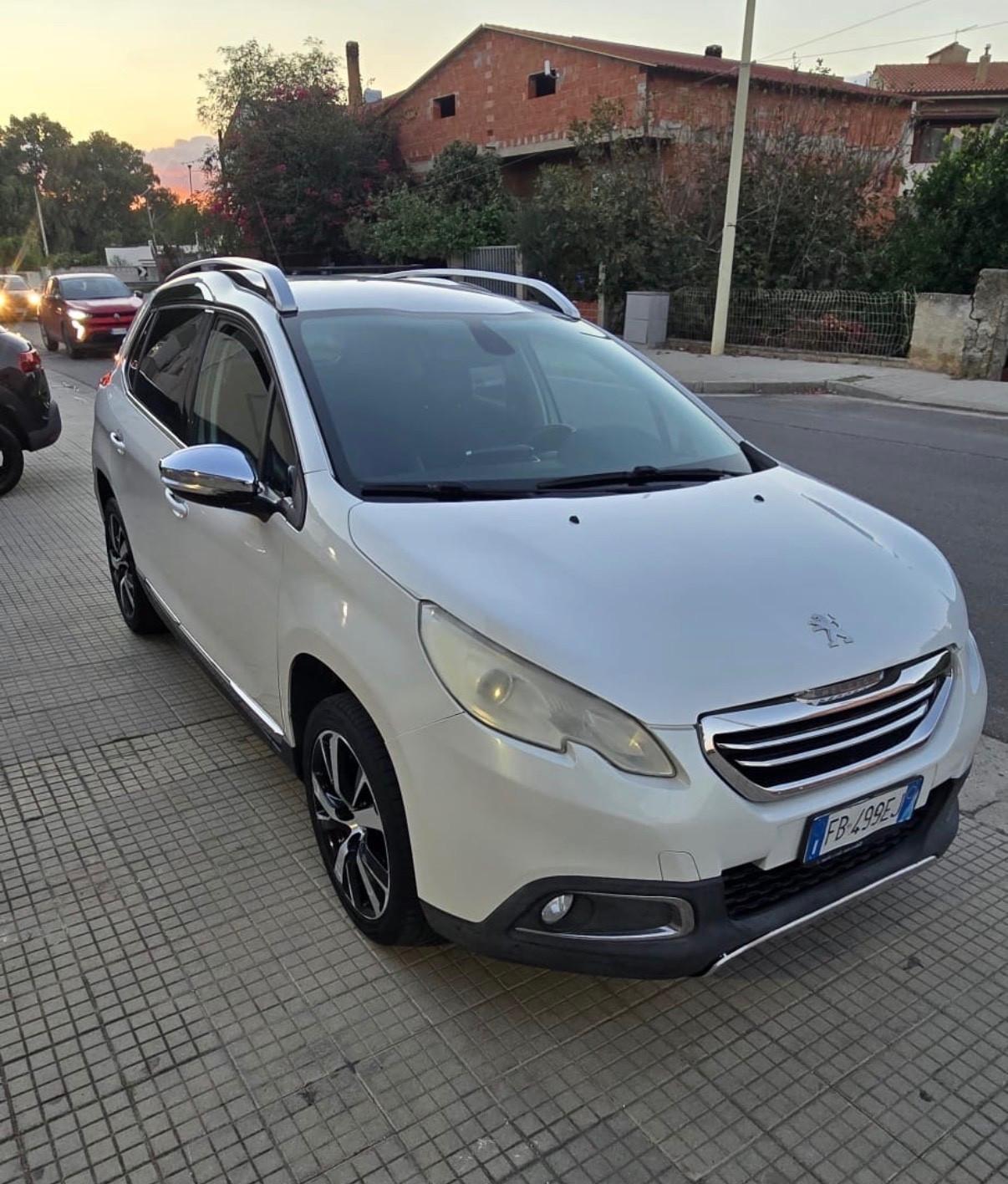 Peugeot 2008 BlueHDi 100 Allure 2016