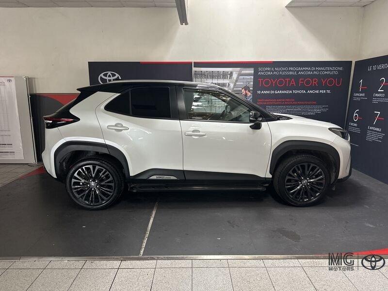 Toyota Yaris Cross 1.5 Hybrid 5p. E-CVT AWD-i Adventure