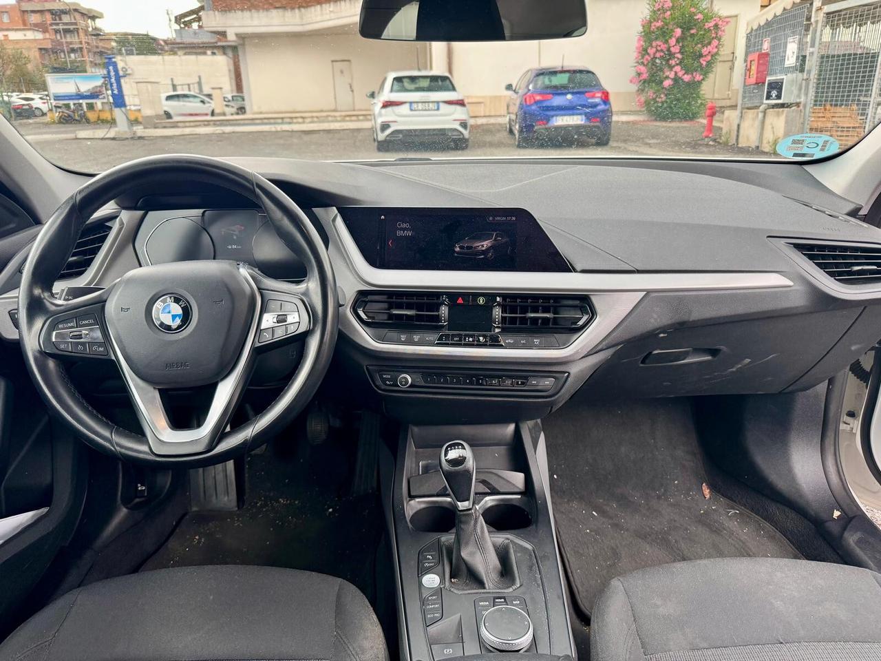 Bmw 116 116d 5p. Advantage