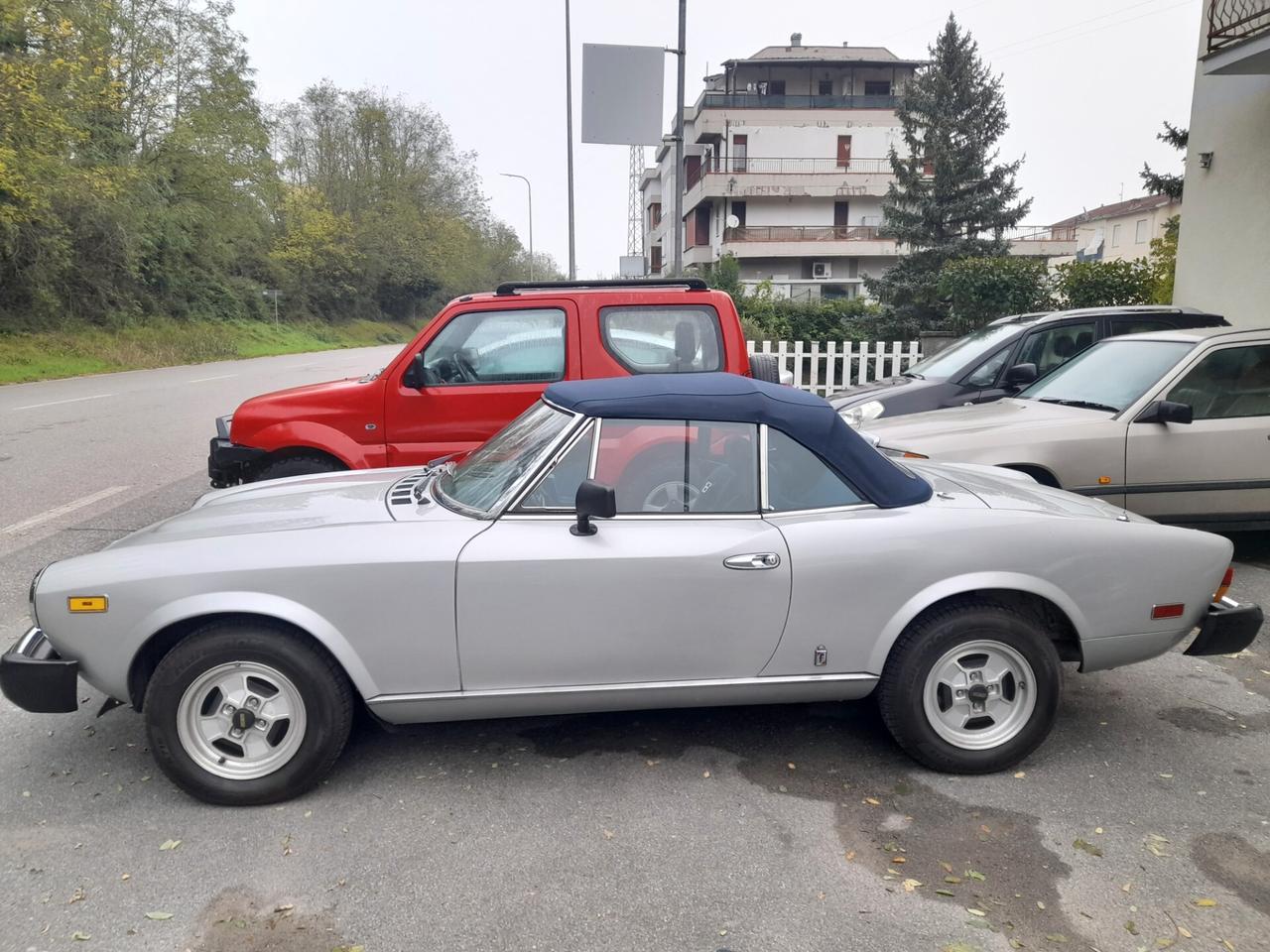 Fiat 124 Spider PININFARINA