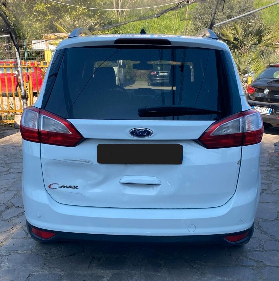 Ford GRAND C-Max 7 POSTI !!