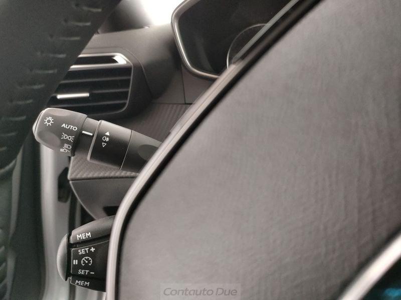 Peugeot 2008 PureTech 100 Style