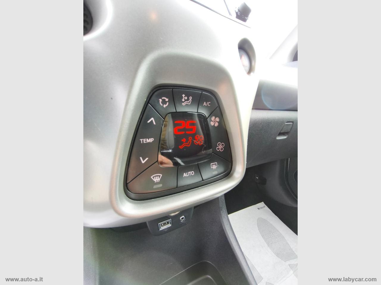 TOYOTA Aygo 1.0 VVT-i 69 CV 5p. x-pure