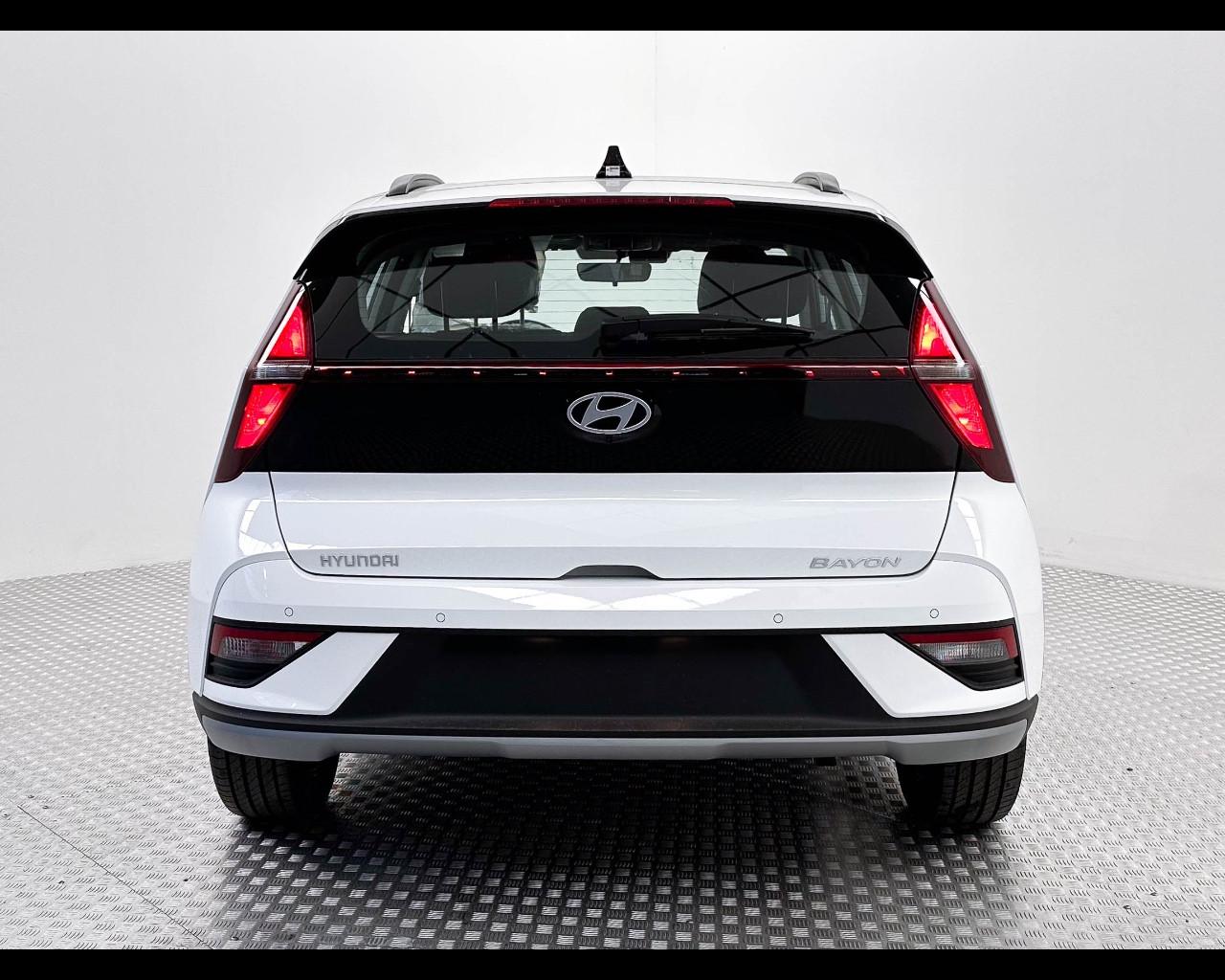 HYUNDAI BAYON 1.2 MPI XLINE