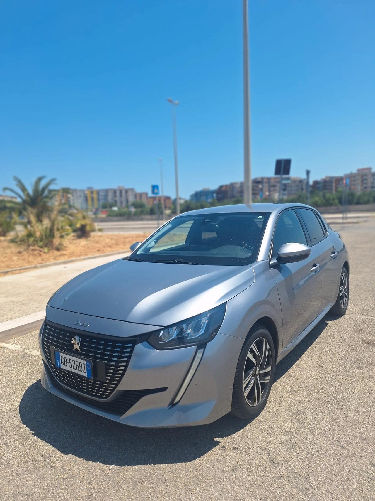Peugeot 208 BlueHDi 100 5P. Allure Navi Pack 2020