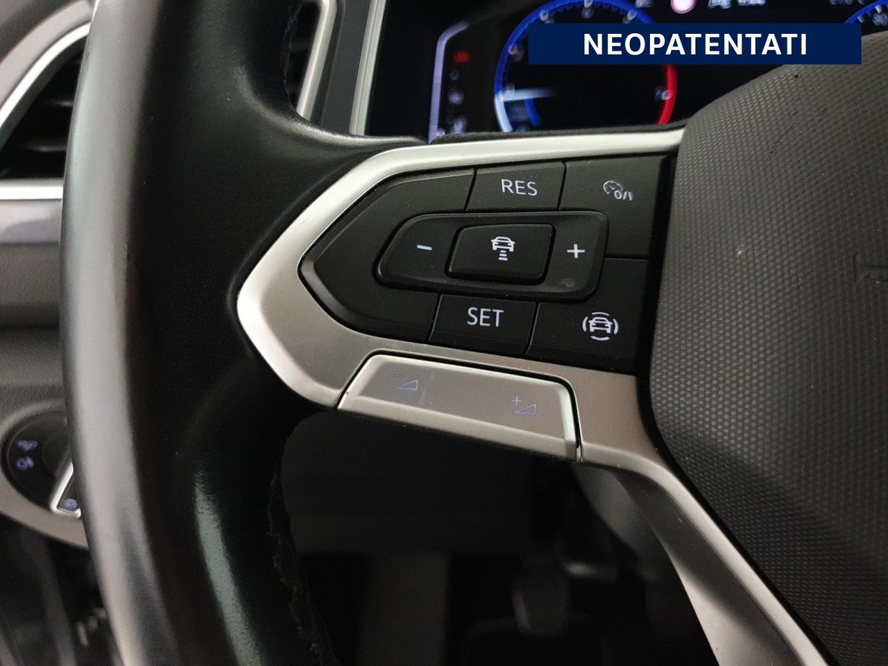 Volkswagen T-Roc 1.0 tsi style 110cv