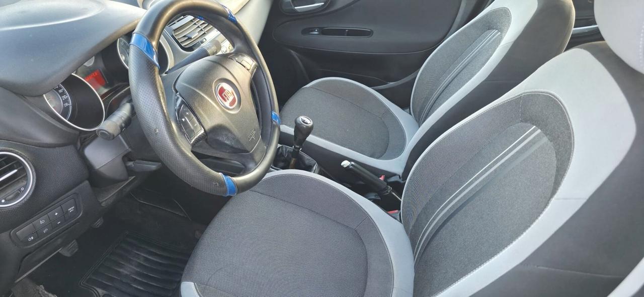 Fiat Punto 1.3 MJT II 75 CV 5 porte Easy neopatentati