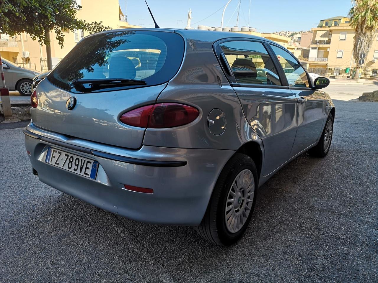 Alfa Romeo 147 1.9 JTD (115 CV) cat 5p. Distinctive