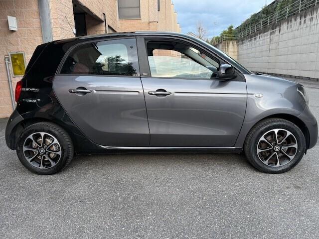 Smart ForFour 1.0 FIDATY Limited Edition 887/1000