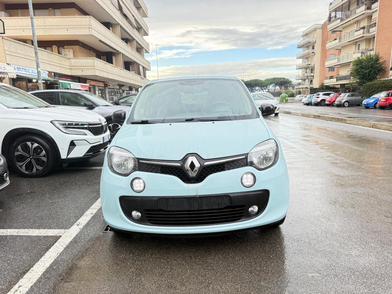Renault Twingo LIMITEED C.AUTOMATICO PDC BLUETOOTH CERCHI 16 SOLO 25000 KM