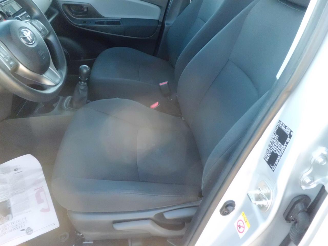 Toyota Yaris 1.4 D-4D 5 porte Lounge