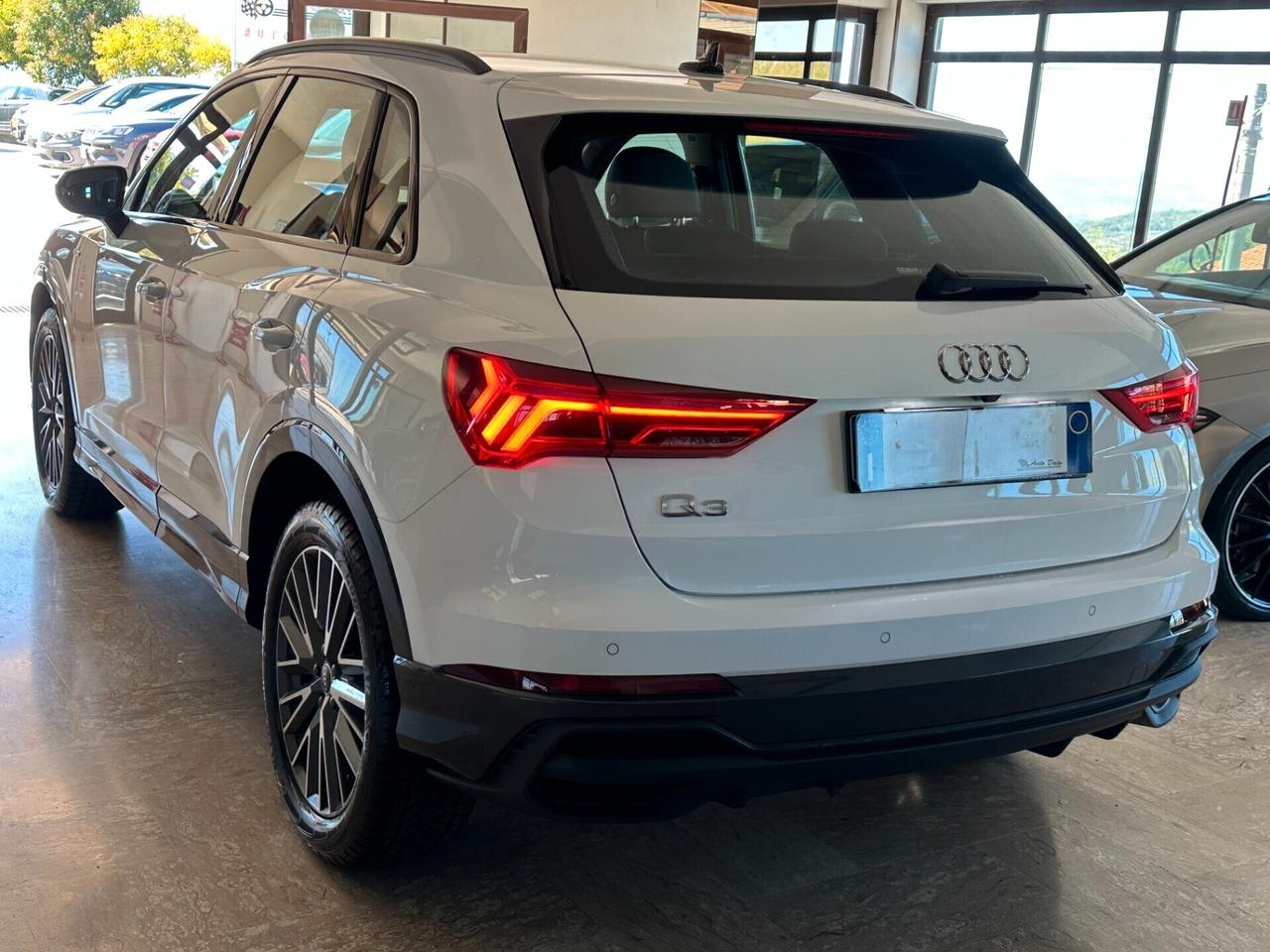 Audi Q3 35 2.0 TDI 150 cv. S Tronic LINE EDITION